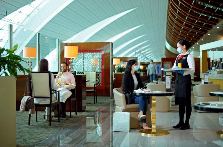Dubai carrier Emirates reopens airport lounges beginning in Cairo