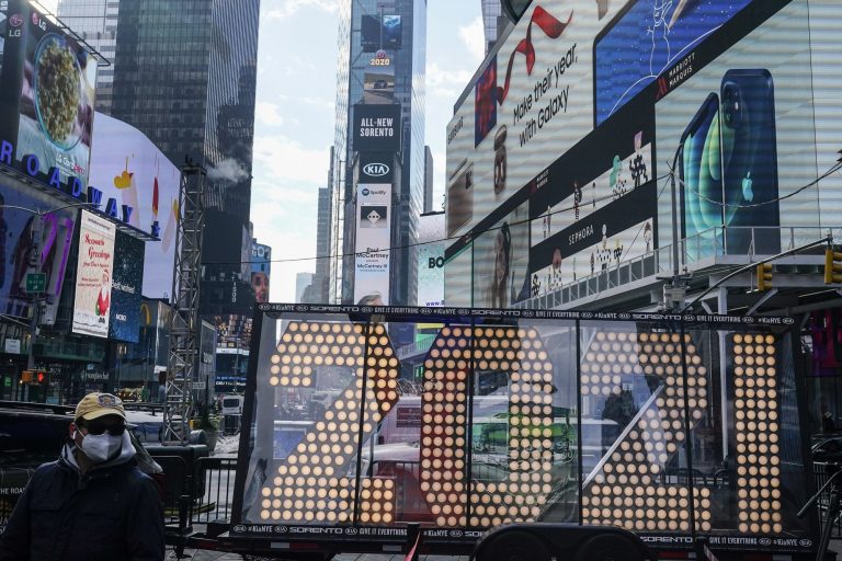 In-betweenland: As 2020 slips away, an American snapshot