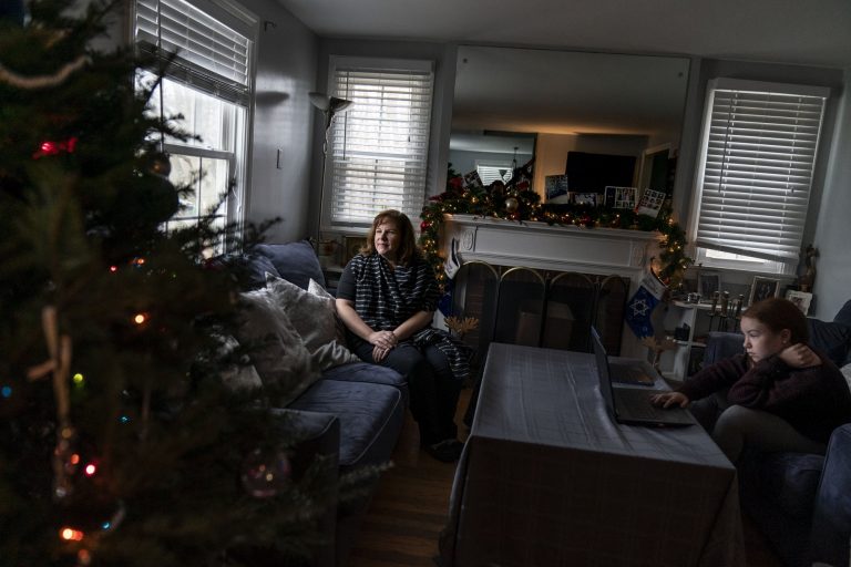Strained health agencies push do-it-yourself contact tracing