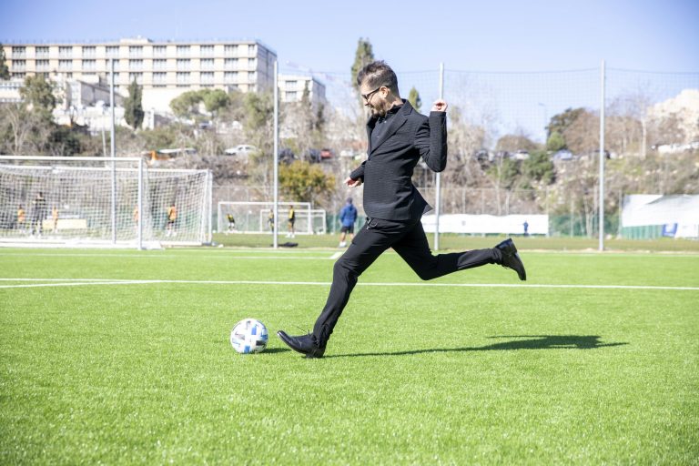 AP Interview: Owner confronts Israeli team’s racist past