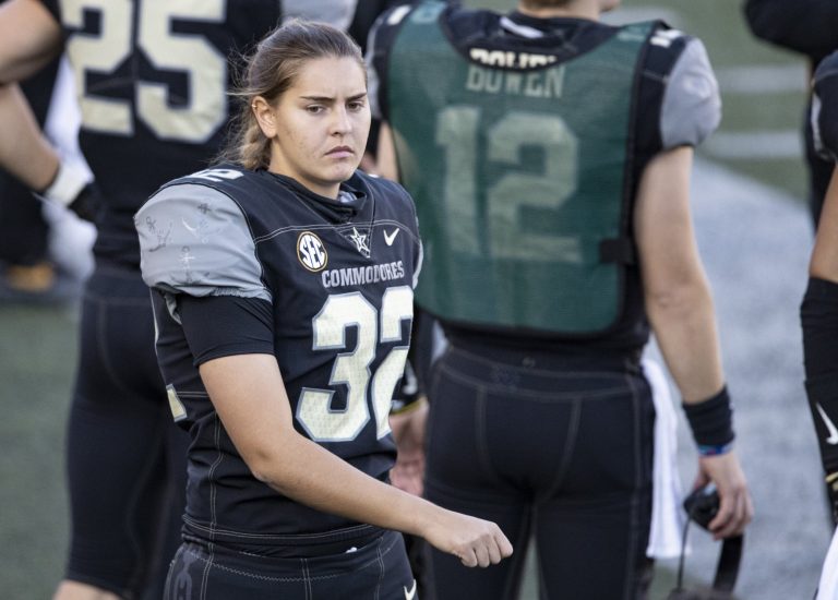 Sarah Fuller 1st woman to score in Power 5 football game