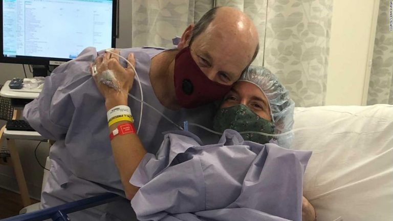 A Minnesota elementary school teacher donates kidney to her school’s custodian