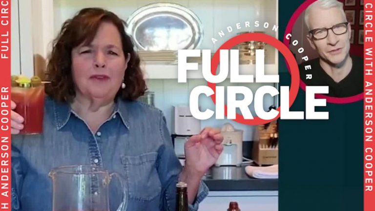 Anderson Cooper and Ina Garten discuss the joys of peanut butter and jelly