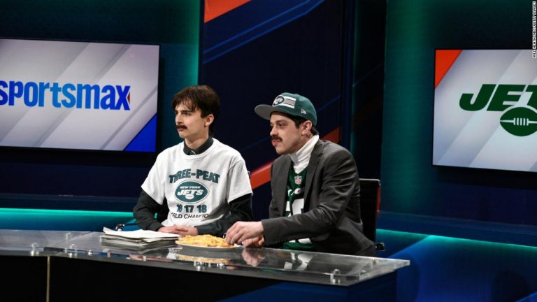 Timothée Chalamet and Pete Davidson mock Newsmax with a hilarious Jets sketch on ‘SNL’