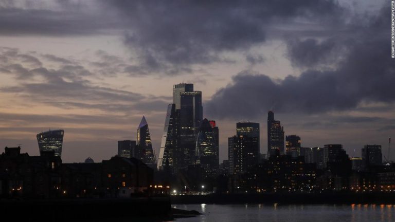 London returns to strict lockdown, following a sharp rise in coronavirus cases