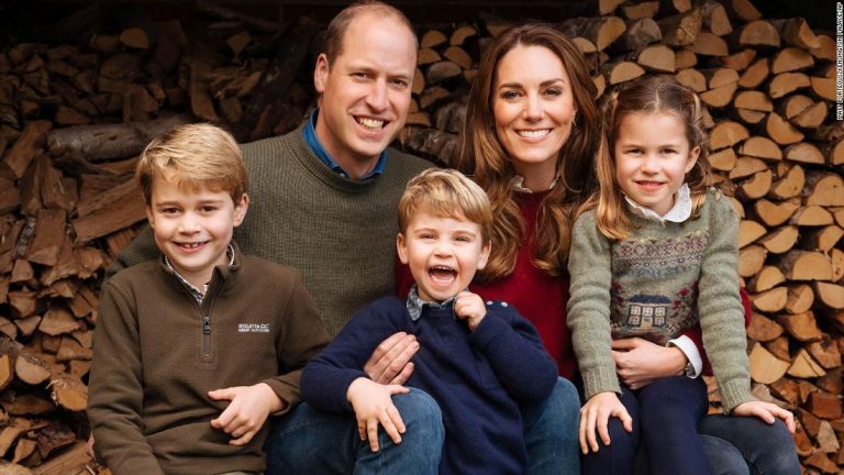 Prince William and Kate Middleton release family Christmas card photo