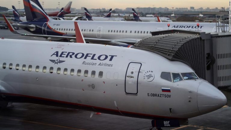 Airline designates plane seats for passengers who refuse to wear masks