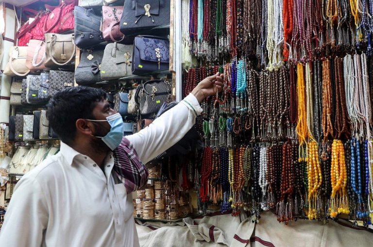 Saudi Arabia to issue executive regulations on labor reform initiative soon: ministry official