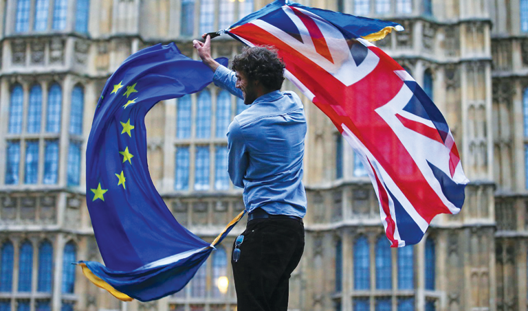 UK widens access to export loans as post-Brexit transition ends