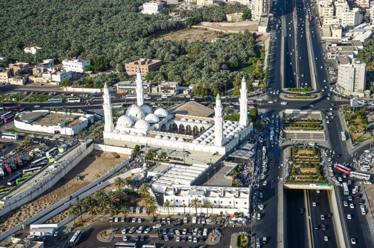 Madinah municipality signs deal with United Othaim to establish hotel, market
