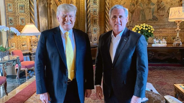 John King: This photo tells you everything you need to know about the GOP