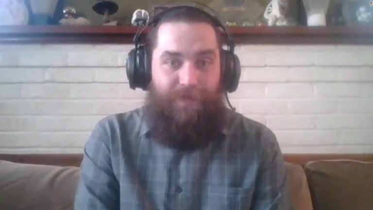 This Missouri dad makes $35k. Now his GameStop shares are worth over a million