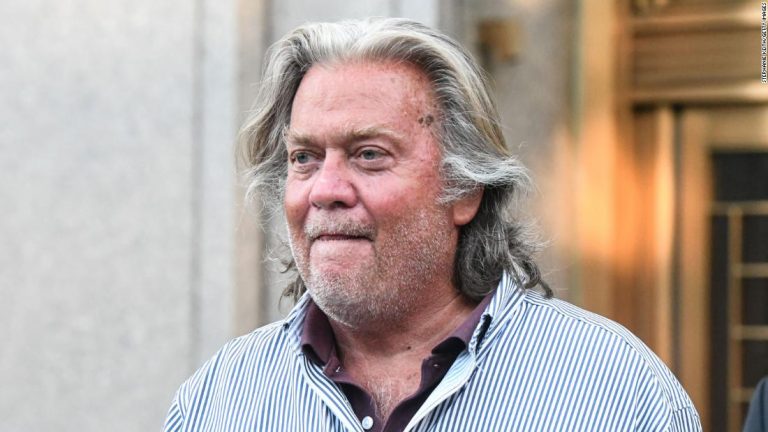 Steve Bannon investigation gains steam as Manhattan prosecutors subpoena financial records