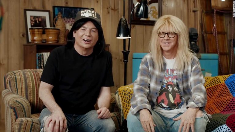 Iconic ‘SNL’ duo returns to poke fun at NFL rules