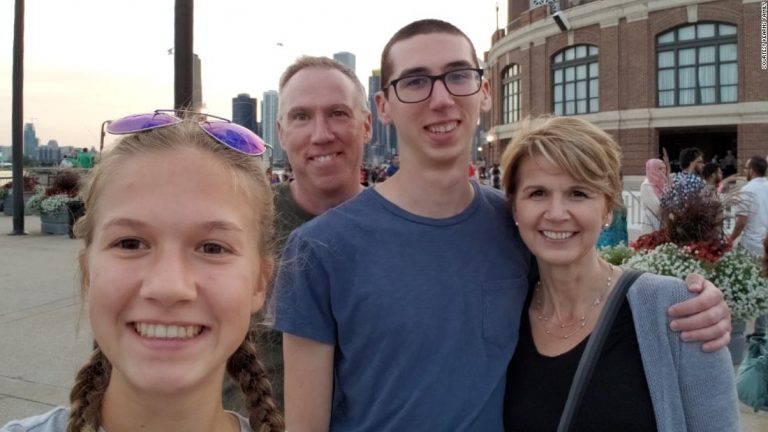 ‘He would be alive today’: Parents detail son’s desperate attempts to contact Robinhood before he killed himself