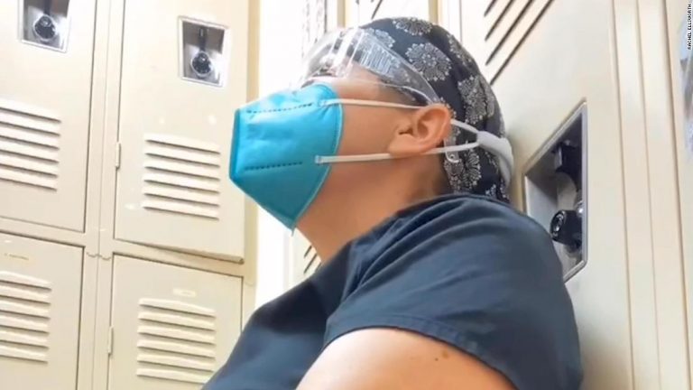 Traumatized and tired, nurses are quitting due to the pandemic