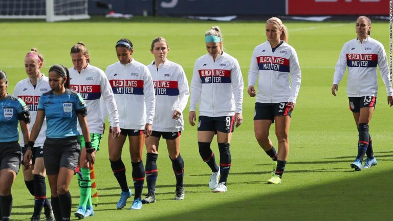 US women’s team ‘past the protesting phase’ of anthem debate