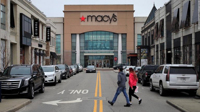 Investors are betting on a Macy’s revival. Should they be?