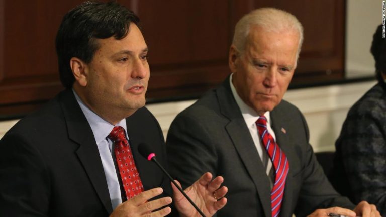 Ron Klain emerges as a force behind the scenes — and on Twitter
