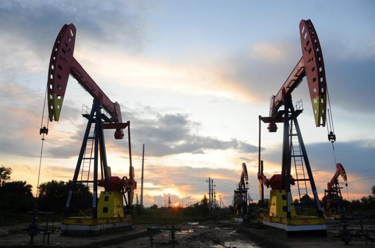 Oil prices rise, Brent nears $57