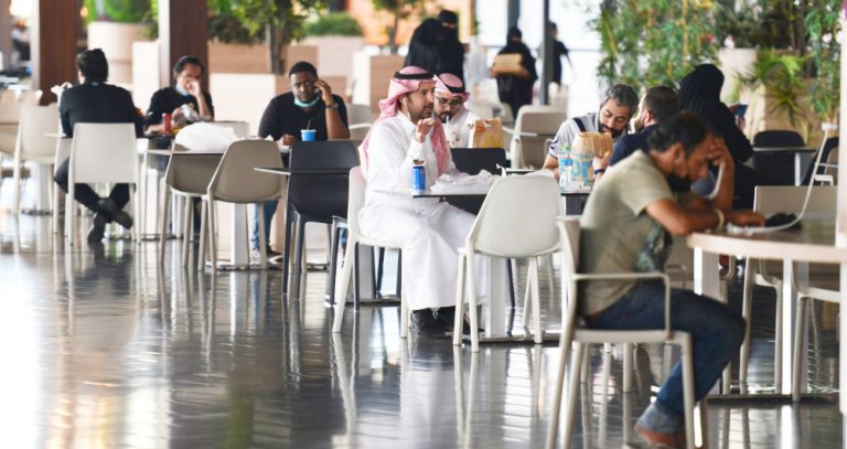 Consumer loans: Spending on tourism, education up, healthcare down in Saudi Arabia