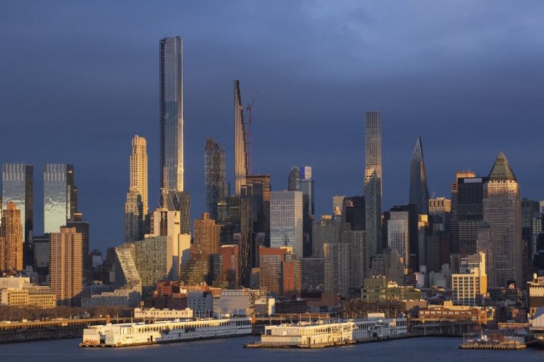 Most global investors do not see return to normal life before July