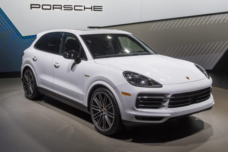 Porsche in driving seat with highest Saudi sales for five years