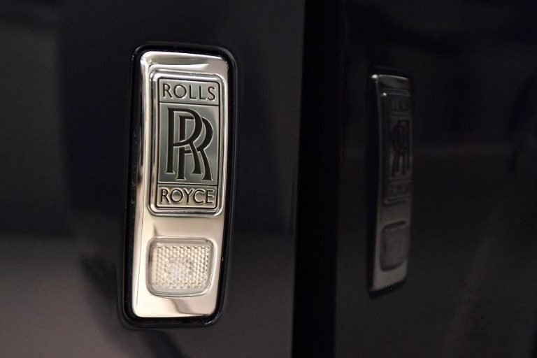 Rolls-Royce names former Deloitte partner Kakoullis as CFO