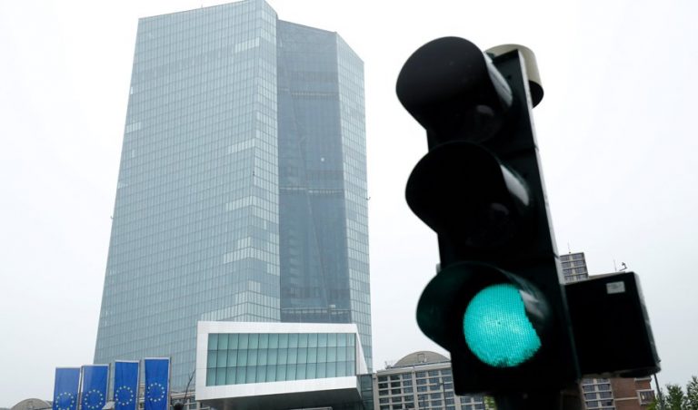 ECB’s Stournaras calls for increasing bond buying to calm markets