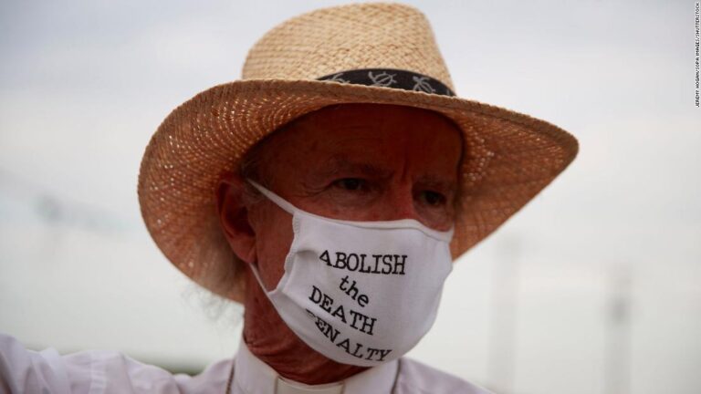 ‘This horror has to stop.’ Spiritual advisers to death row inmates decry recent wave of federal executions