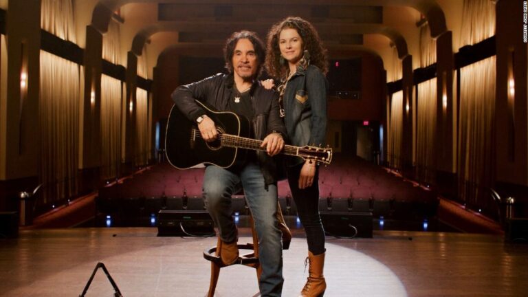 John Oates revives music festival to help fight pandemic-related hunger crisis