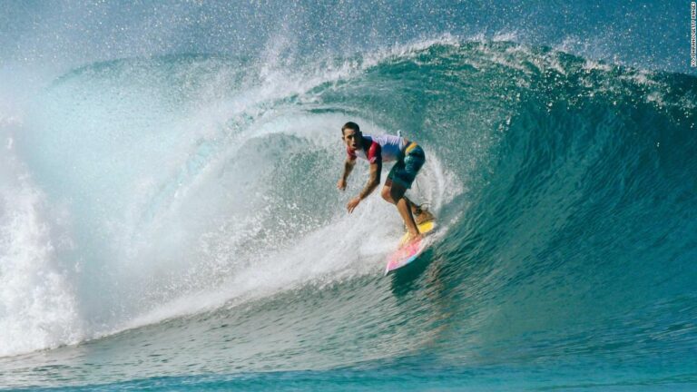 Surfer Billy Kemper says he glimpsed at death after a wave broke his pelvis in half