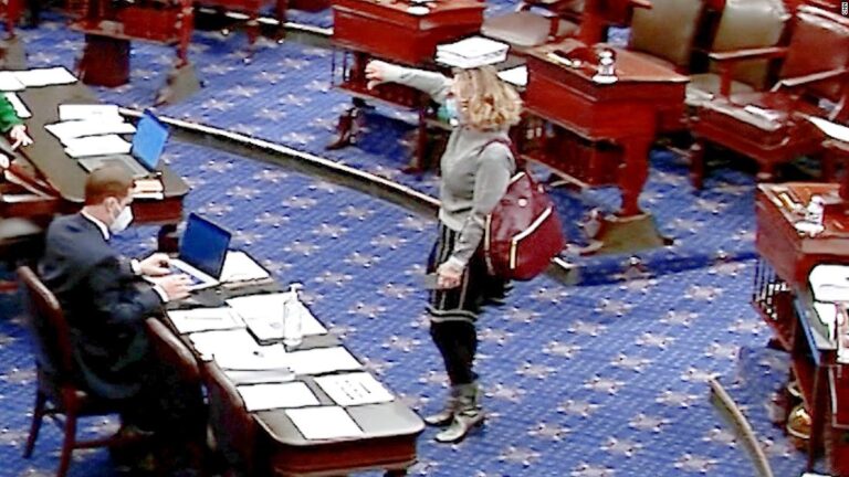 Democratic senator criticized for ‘no’ vote on minimum wage