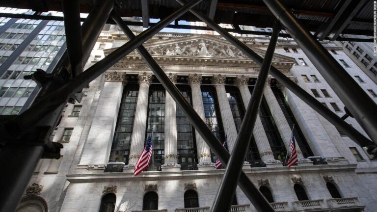 The 2021 stock market looks an awful lot like the dot-com bubble