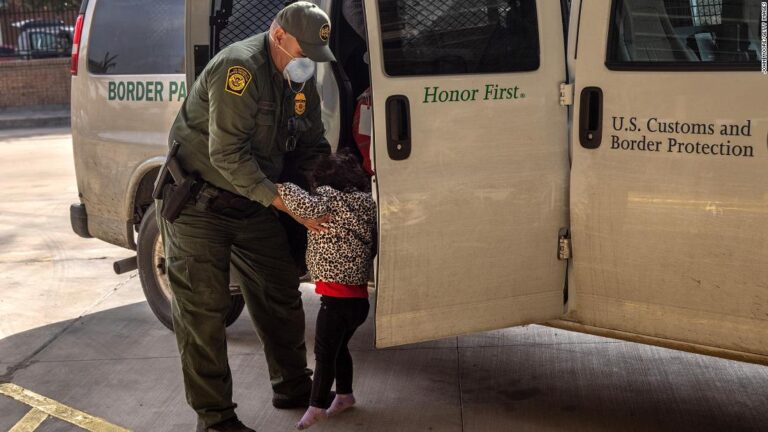 More than 5,000 unaccompanied children are in CBP custody, documents show