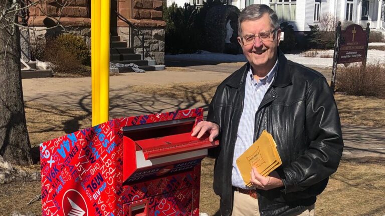 Retired teacher return childhood diaries to dozens of students across Canada