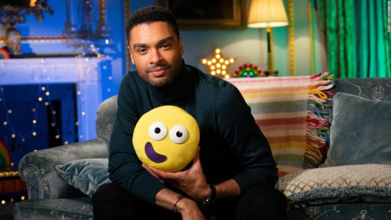 ‘Bridgerton’ fans can watch Regé-Jean Page read a bedtime story