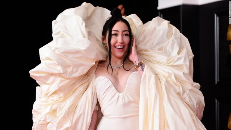 Grammys 2021: Best fashion moments
