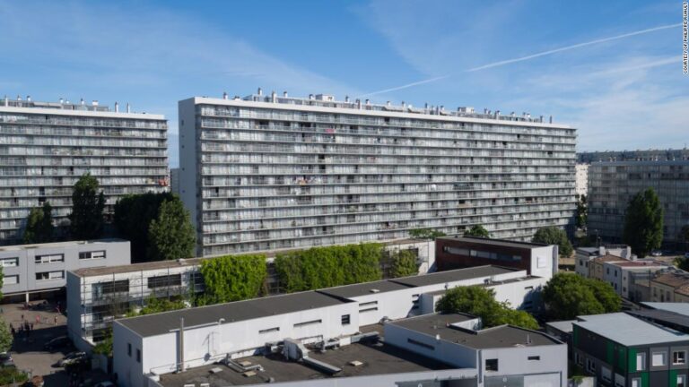 Champions of French social housing win the ‘Nobel of architecture’