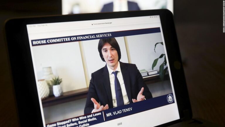 Robinhood is trying to go from PR nightmare to IPO. In this market, it might just work