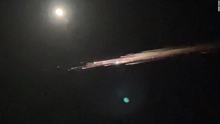 ‘What’s going on?’: Streaking lights in sky stun bystanders