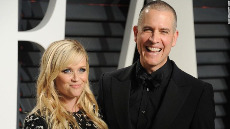 Reese Witherspoon takes to Instagram to celebrate her ‘sweet hubby’ of 10 years