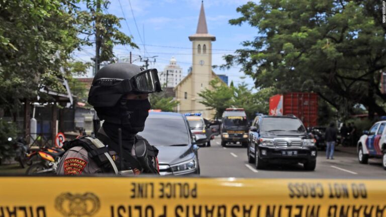 14 people injured in suspected suicide bombing outside Catholic church in Indonesia