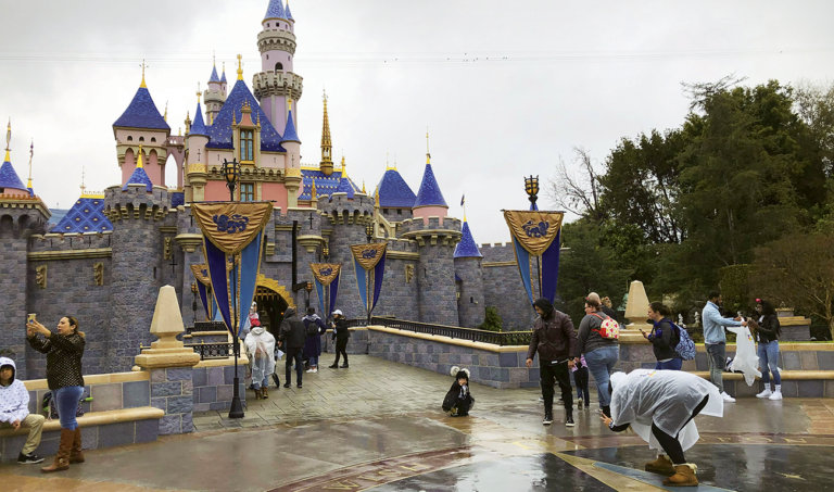 California theme parks, stadiums to reopen soon