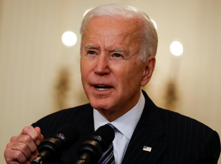 US warns Beijing it will enforce sanctions over Iranian oil: FT