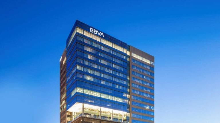 BBVA says commitment to Turkey unchanged, shares fall 6%