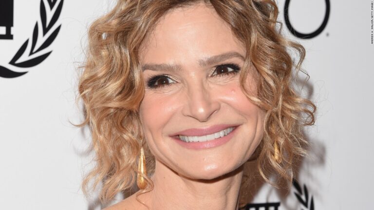 Kyra Sedgwick says she isn’t invited back to Tom Cruise’s house