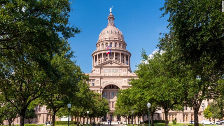 Texas Senate advances bill with new voter restrictions