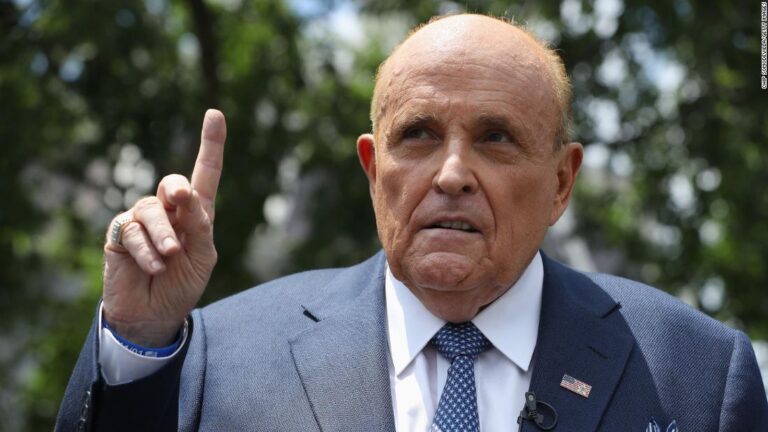 Washington Post: FBI warned Rudy Giuliani directly of Russian influence campaign