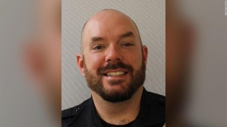 ‘This one hurts’: CNN producer remembers fallen Capitol officer